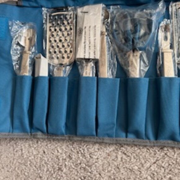 Wolfgang Puck Kitchen Garnish Set - New Without Tags - Picture 2 of 3